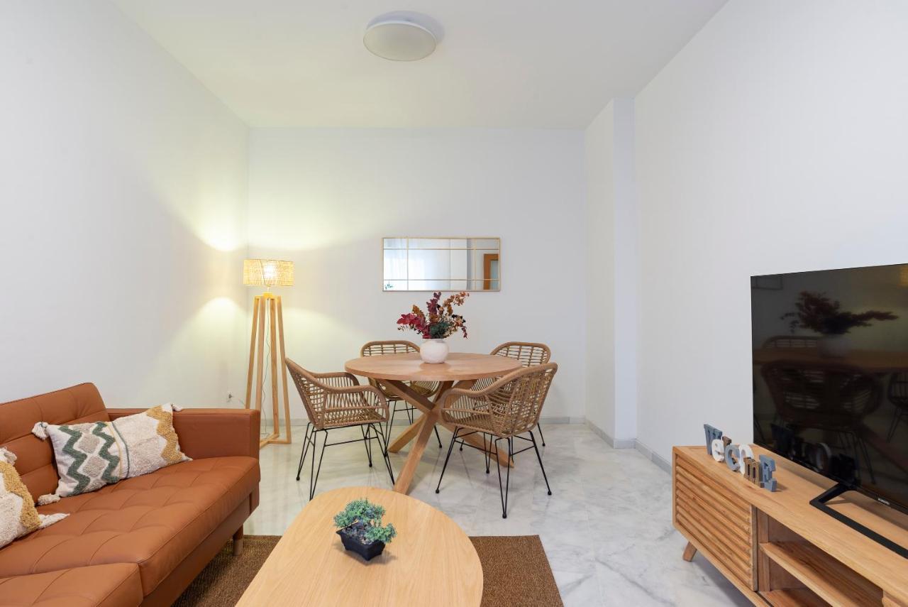 Carrera I & Old Town By Ele Apartments Малага Екстериор снимка